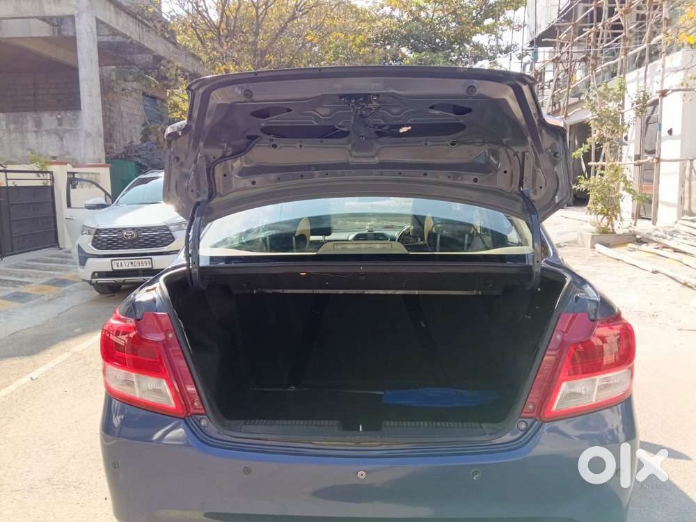 Maruti Suzuki Dzire 2017-2020 1.2 Vxi Amt, 2017, Petrol