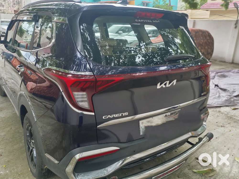 Kia Carens Luxury Plus 2024