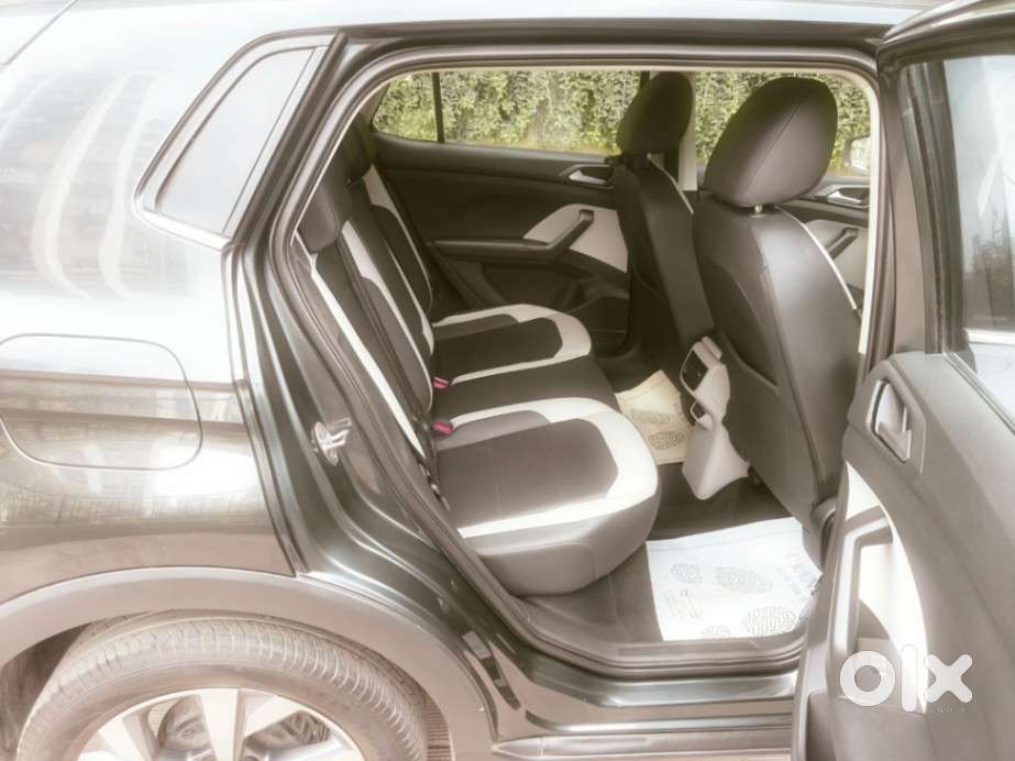 Volkswagen Taigun 1.0 Tsi Topline At, 2023, Petrol