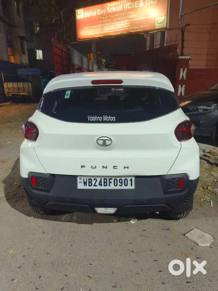 Tata Punch 2023 Petrol 13000 Km Driven