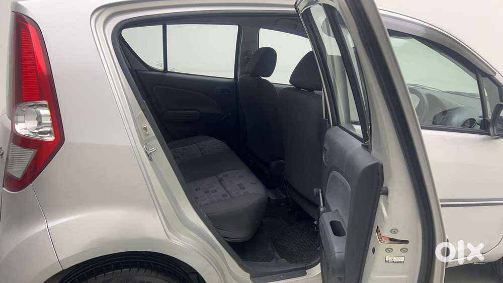 Maruti Suzuki Ritz Lxi, 2013, Petrol