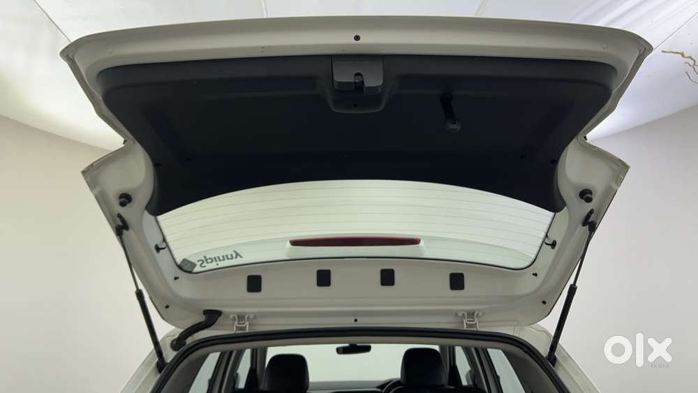 Volkswagen Taigun Topline 1.0 Tsi At (electric Seats), 2022, Petrol