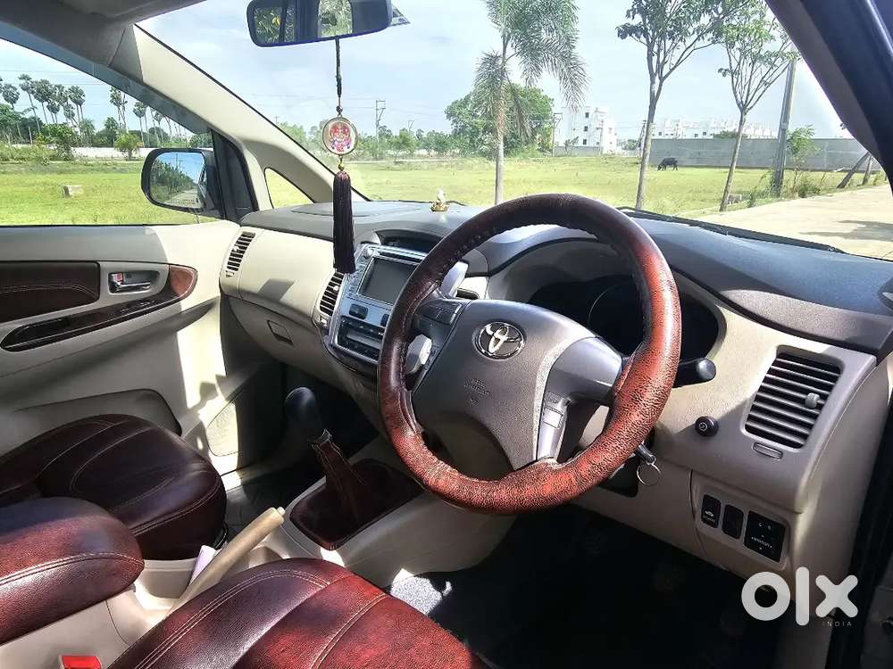 Toyota Innova 2013 Diesel 8str