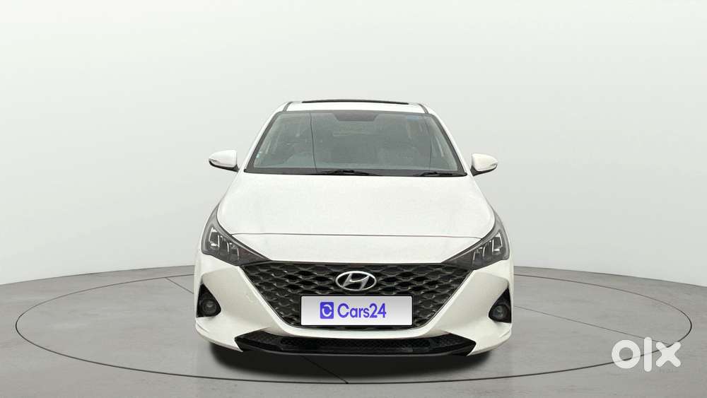 Hyundai Verna 1.5 Sx (o) Vtvt Ivt, 2022, Petrol
