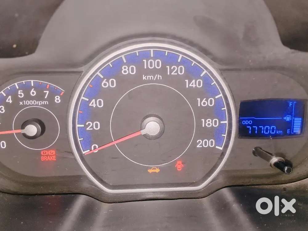 Hyundai I10 Sportz 2011