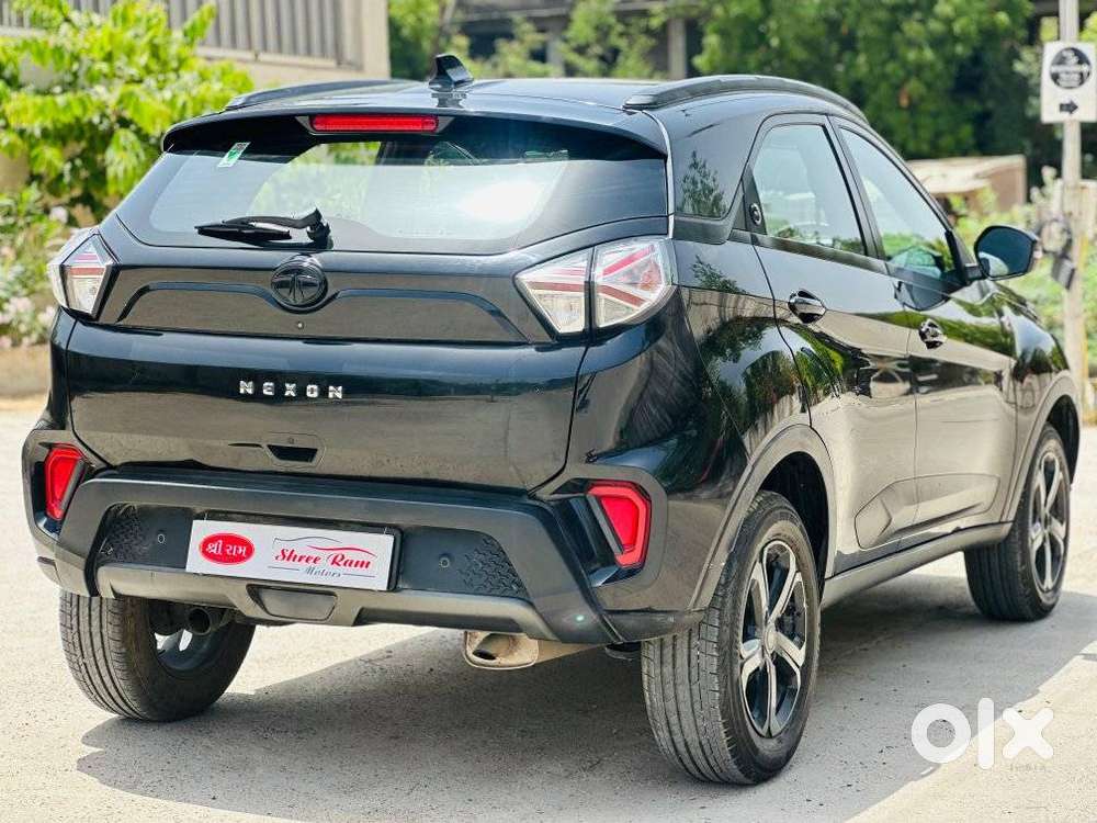 Tata Nexon 1.2 Revotron Xza Plus, 2023, Petrol