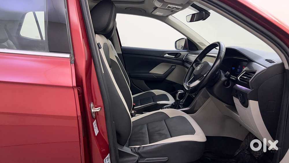 Volkswagen Taigun Topline 1.0 Tsi At (electric Seats), 2022, Petrol