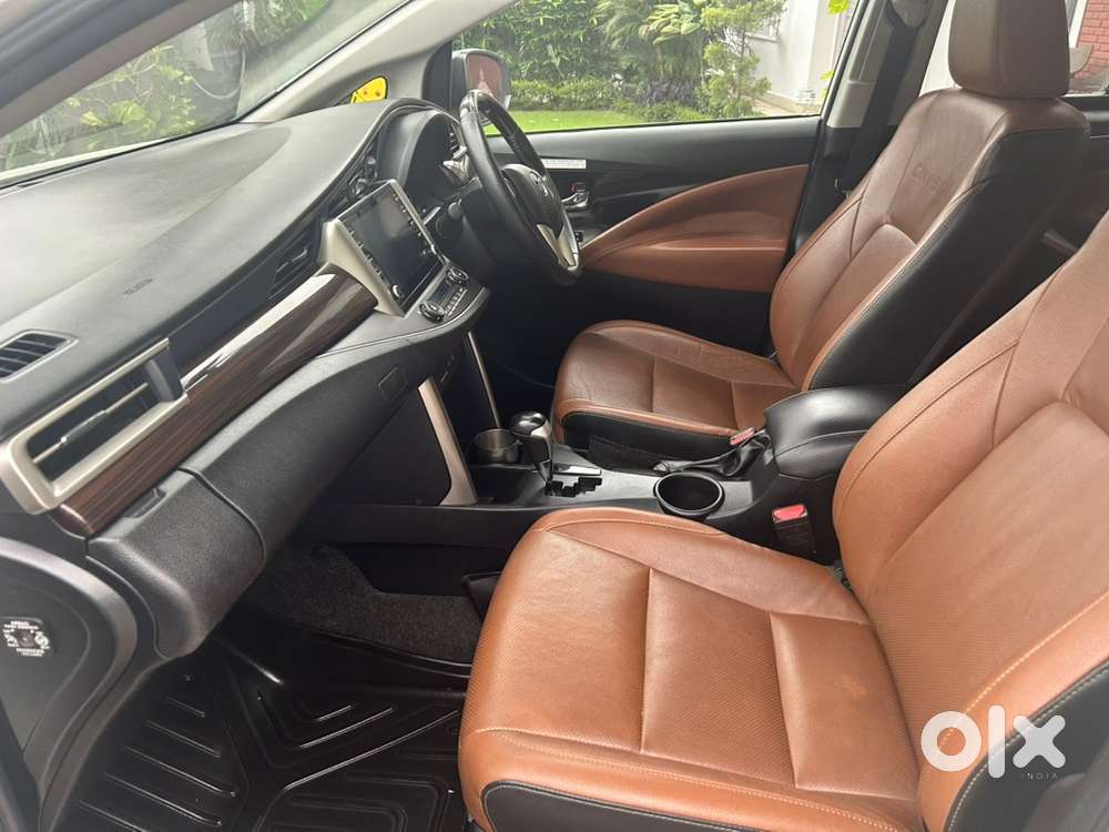 Toyota Innova Crysta Diesel 2022