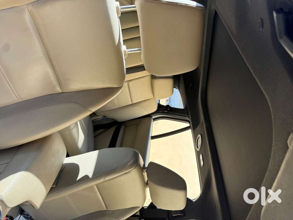 Ford Endeavour 3.2