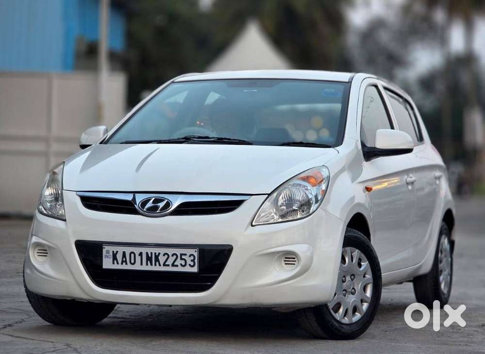 Hyundai I20 Magna, 2011, Petrol