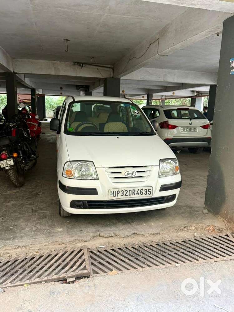 Hyundai Car 2011 Petrol