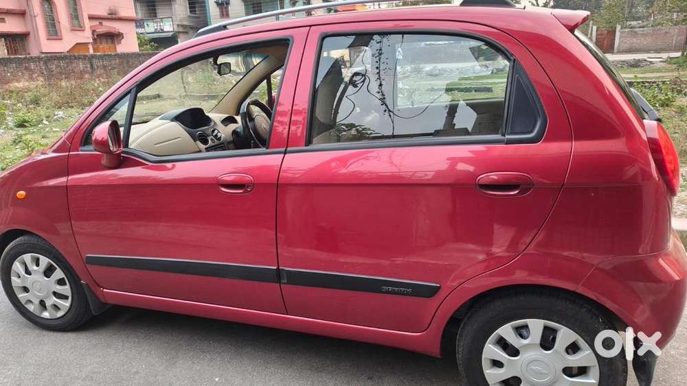 Chevrolet Spark 2011 Petrol Well Maintained