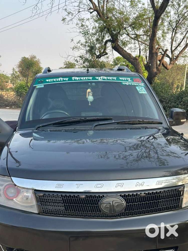 Tata Safari Storme 2013 Diesel Good Condition