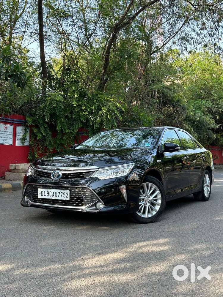 Toyota Camry Hybrid 2.5, 2016