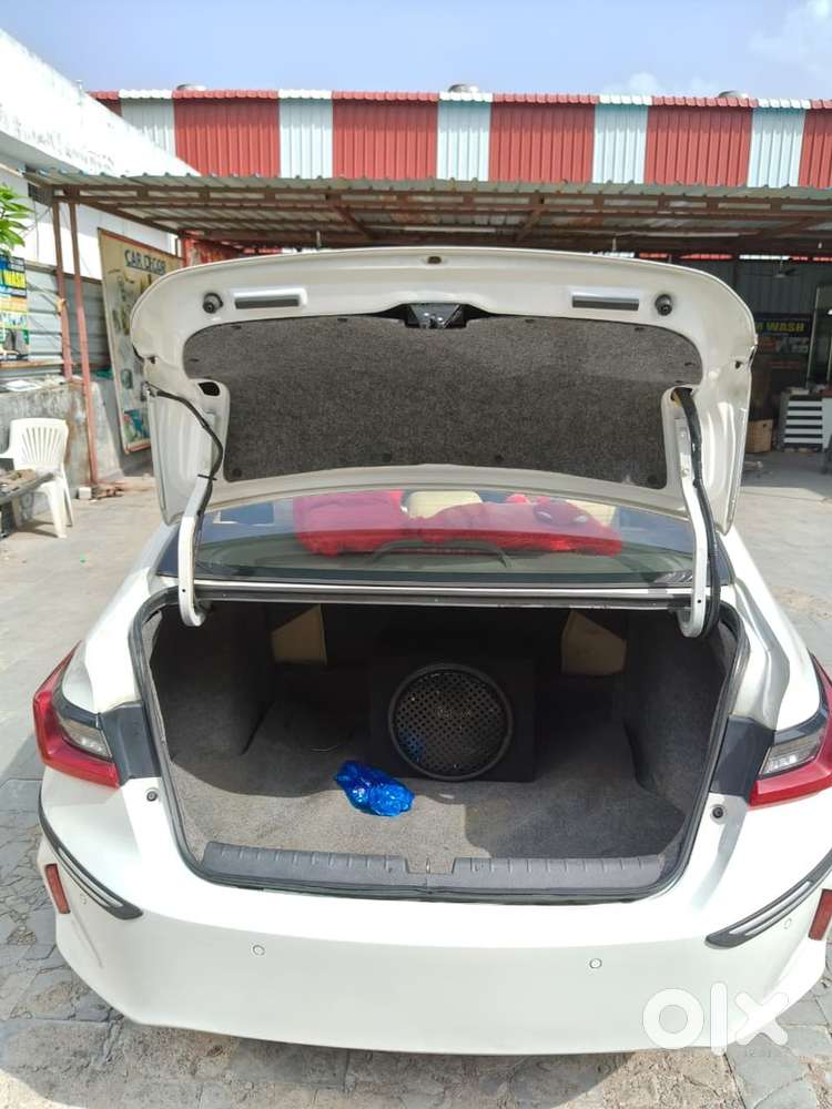 Honda City 5th Gen Vx Cvt (i-vtec) Bs6