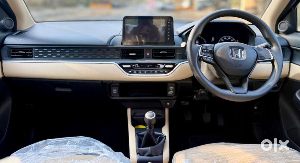 Honda Amaze 2nd Gen Vx, 2025, Petrol