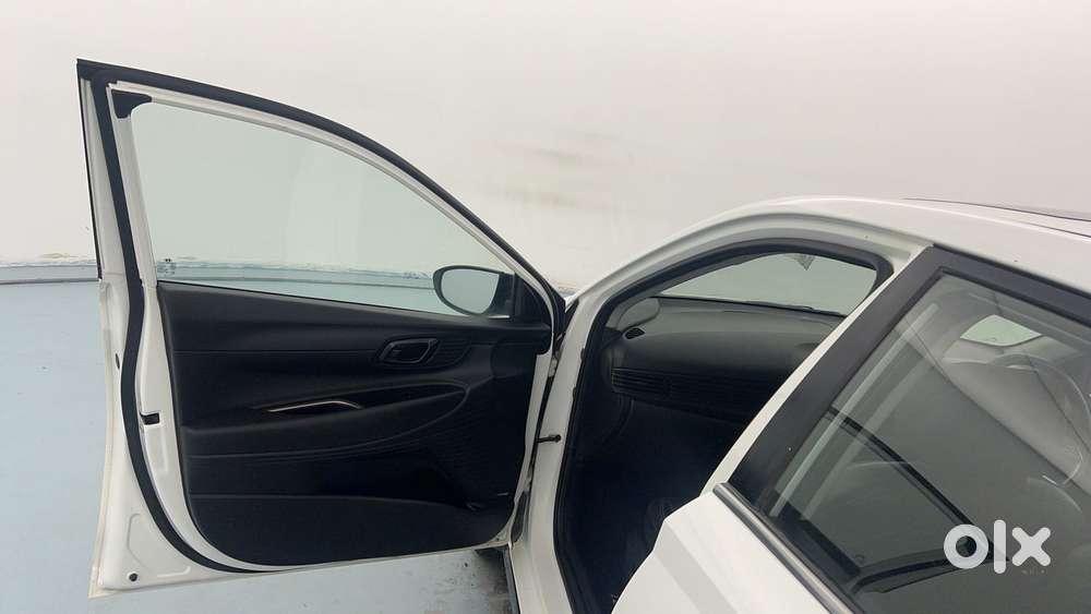 Hyundai New I20 1.0 Asta (o) Turbo Dct, 2021, Petrol