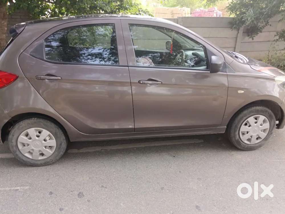 Tata Tiago Revotron 2018