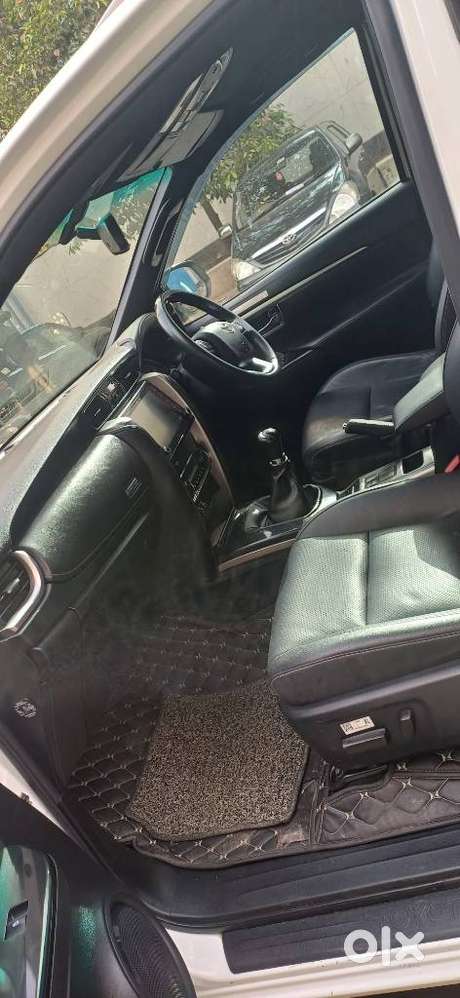 Toyota Fortuner 3.0 4x2 Mt, 2022, Diesel