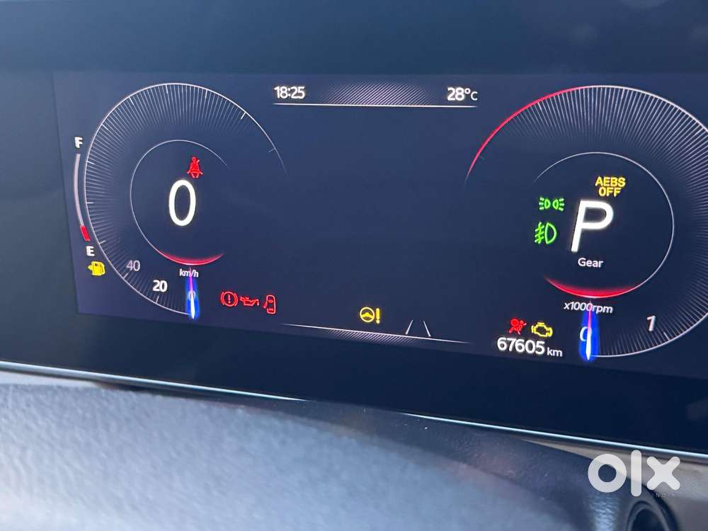 Mahindra Xuv700 2.0 Ax 7 Petrol At Luxury Pack Str, 2022, Petrol