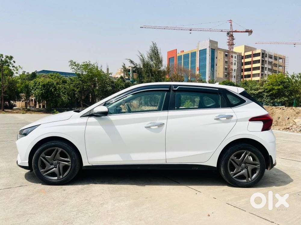 Hyundai I20 Sportz 1.2 Mt Dual Tone, 2021, Petrol