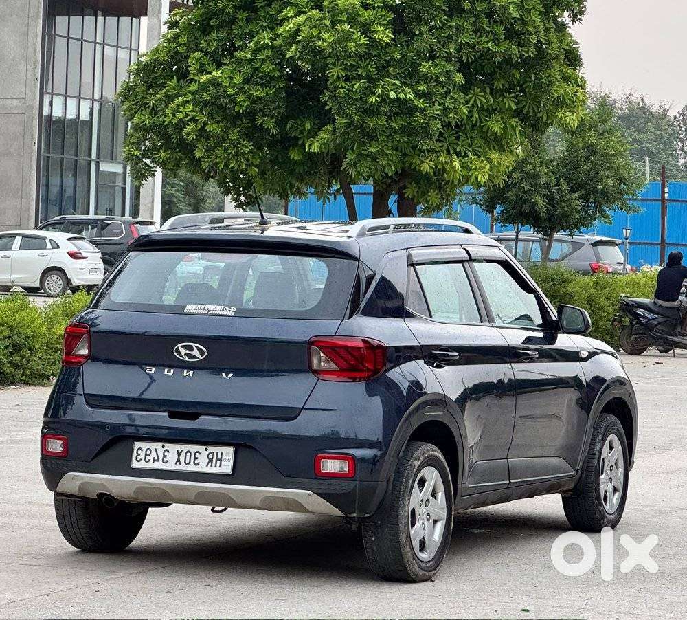 Hyundai Venue S 1.2 Petrol, 2021, Petrol