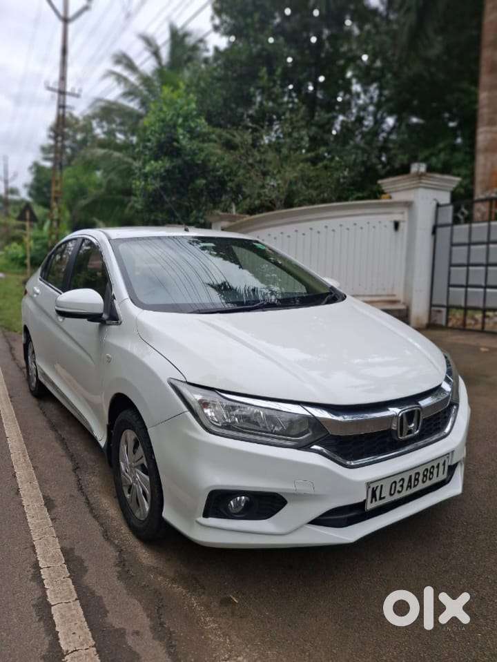 Honda City I-vtec V, 2017, Petrol