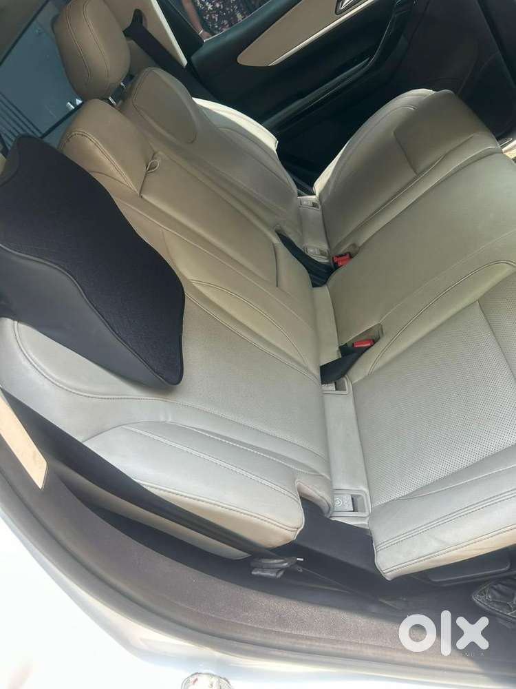 Mahindra Xuv700 2022 Diesel Well Maintained