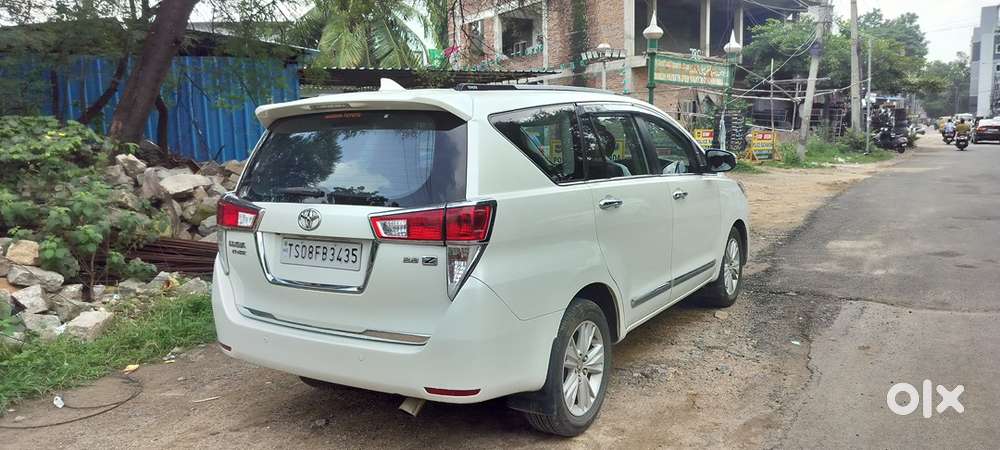 Toyota Innova Crysta 2016 Diesel 150000 Km Driven