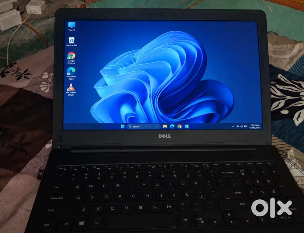 Model: Lite
Generation: 5th Generation
Processor: Intel Core i7-5500U