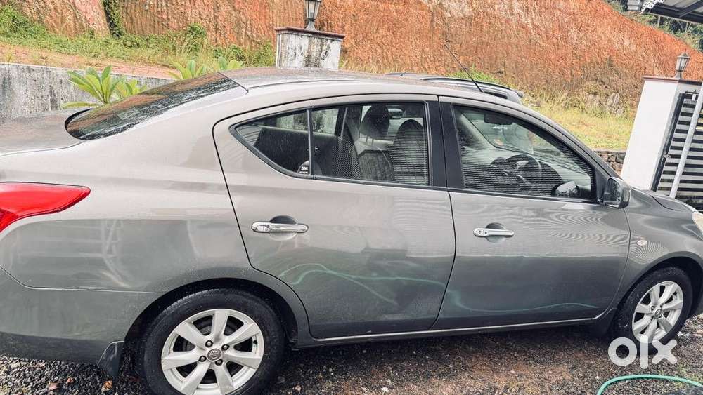 Nissan Sunny 2011 Petrol 107000 Km Driven