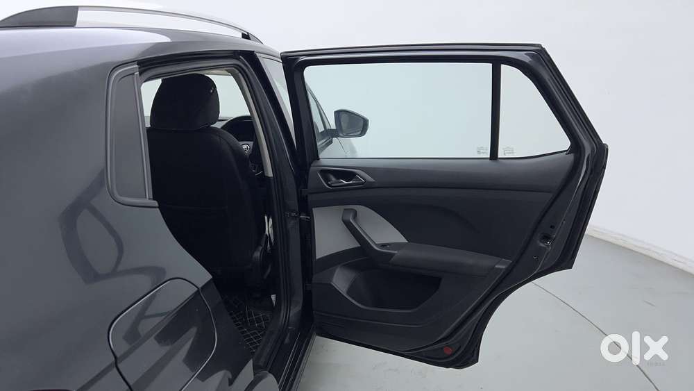 Skoda Kushaq 1.0 Tsi Ambition At, 2022, Petrol