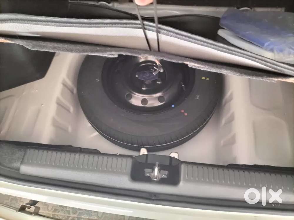 Maruti Dzire 1.2 Lxi 2025
