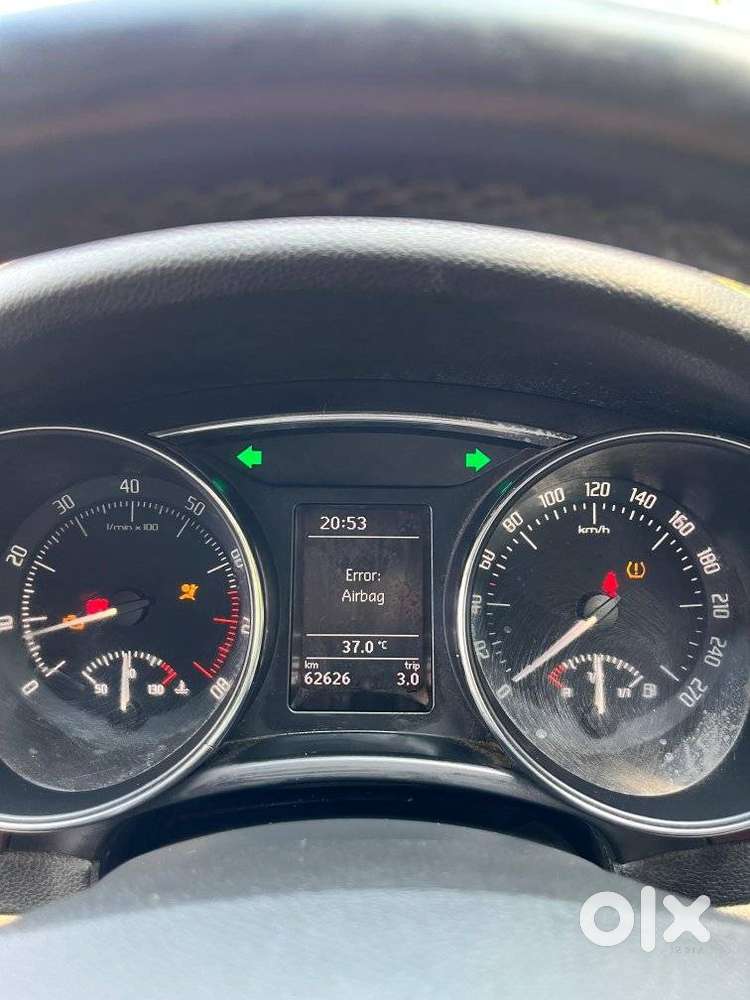 Skoda Superb, 2011, Petrol