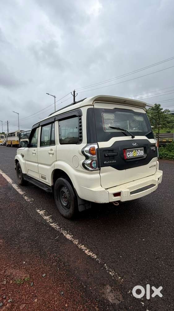 Mahindra Scorpio S6, 2014, Diesel