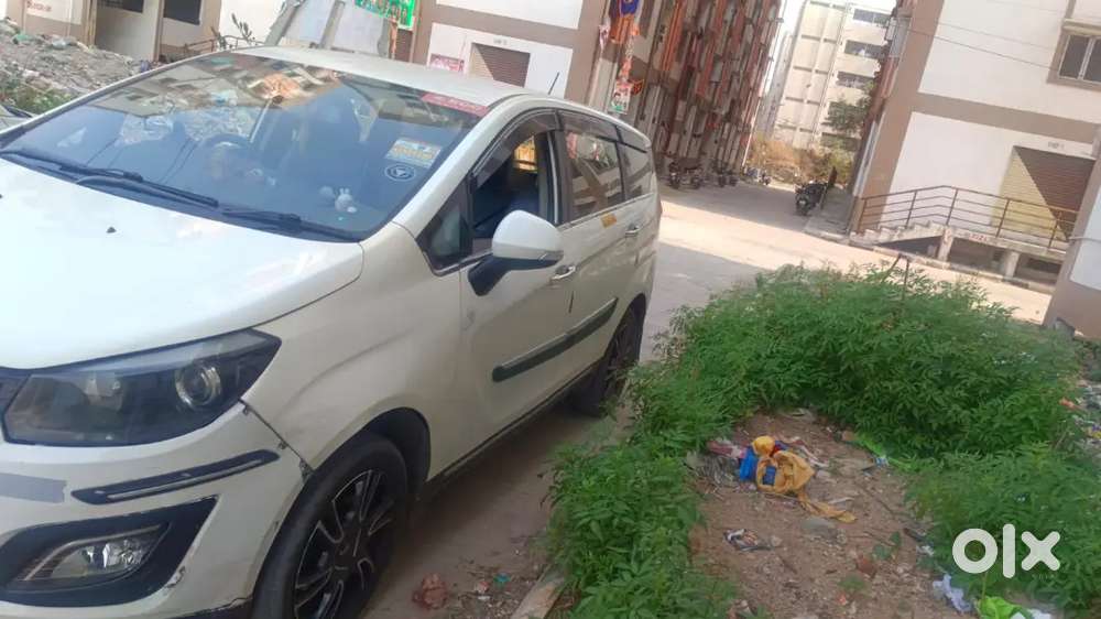 Mahindra Marazzo 2023 Diesel 100000 Km Driven