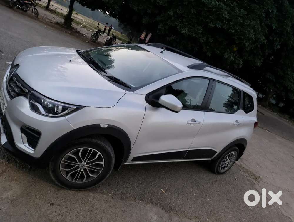 2019 Renault Triber Rxz Top Model Petrol Manual