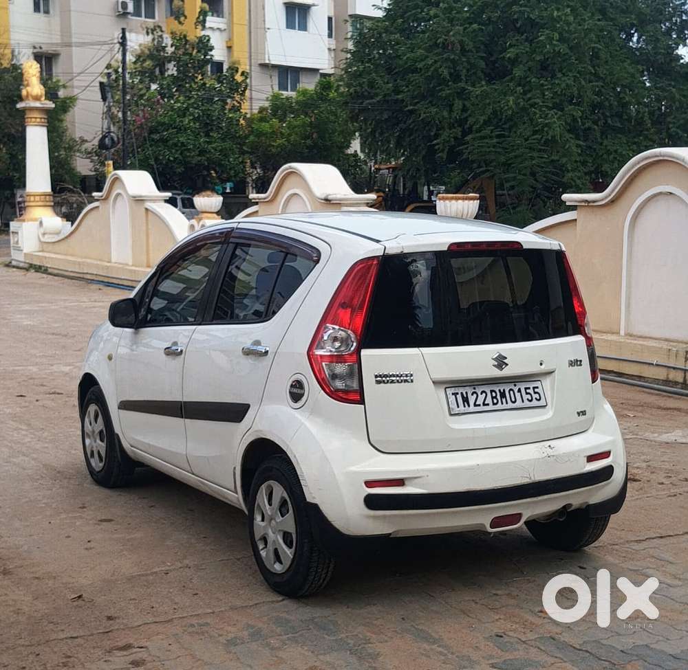 Maruti Suzuki Ritz, 2010, Petrol