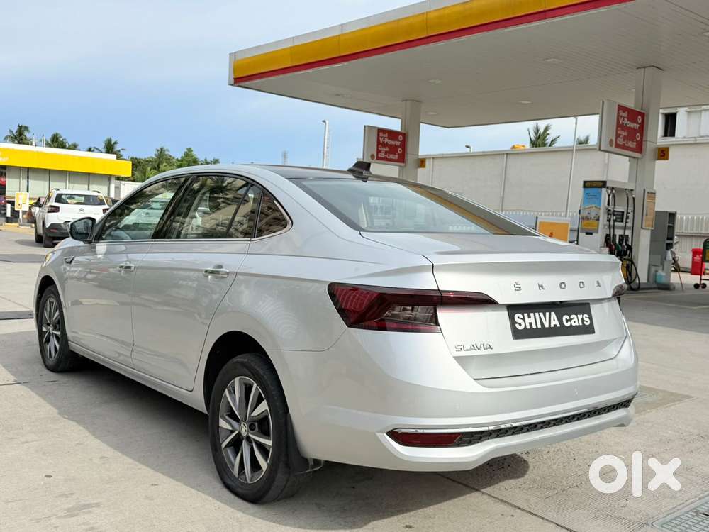 Skoda Slavia 1.0 Tsi Style, 2022, Petrol
