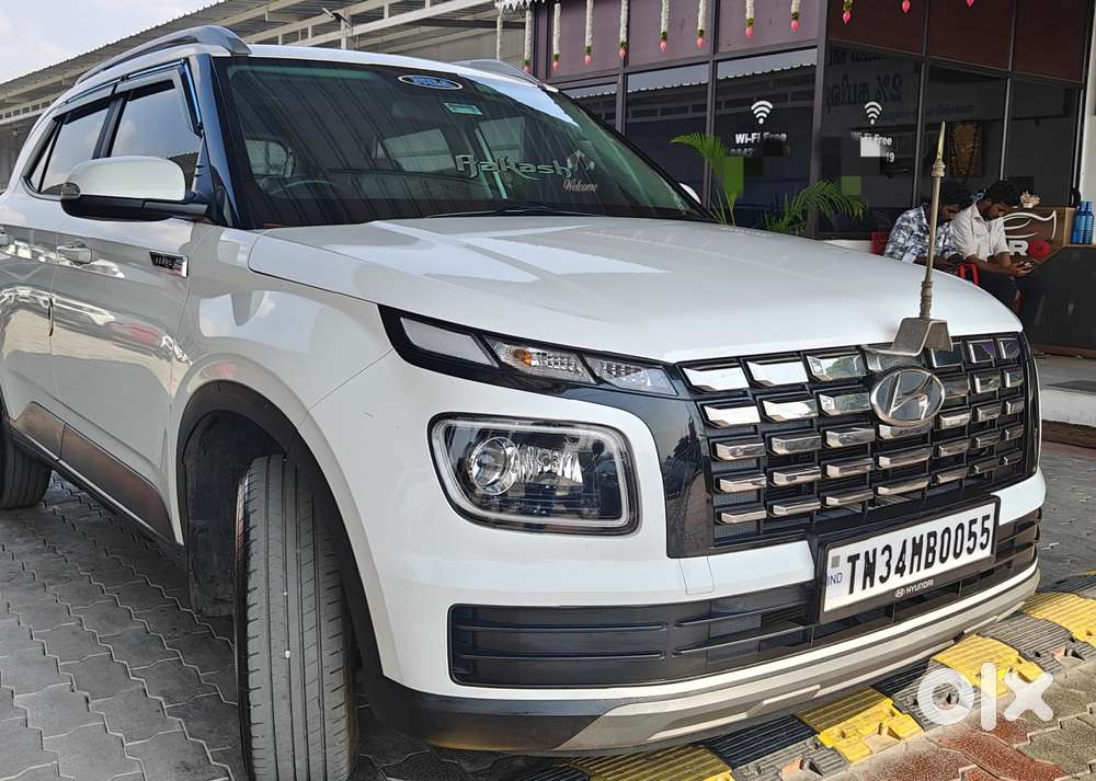 Hyundai Venue 1.2 S Plus, 2024, Petrol