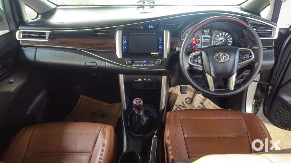 Toyota Innova Crysta 2017 Diesel Well Maintained