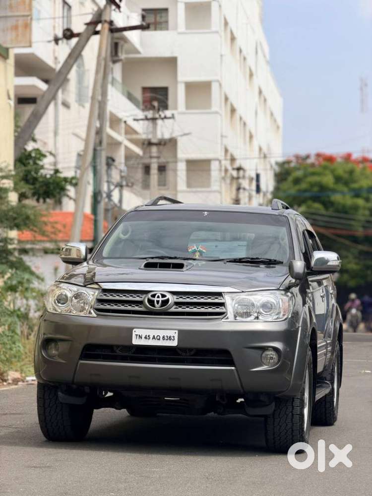 Toyota Fortuner 4x4 At, 2010, Diesel