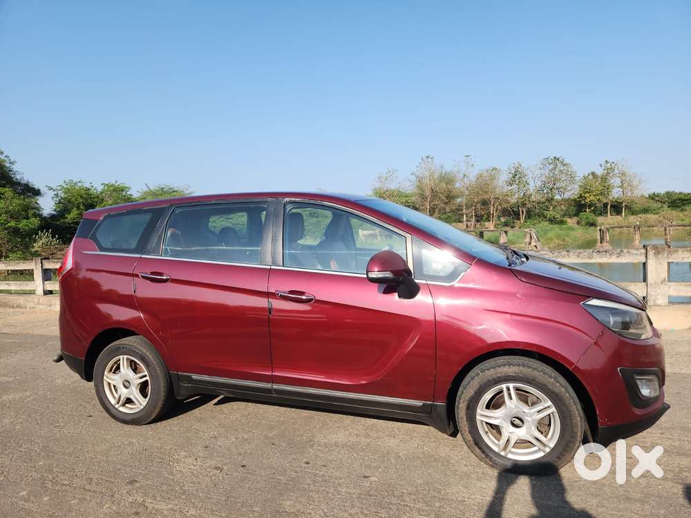 Mahindra Marazzo M6, 2018, Diesel