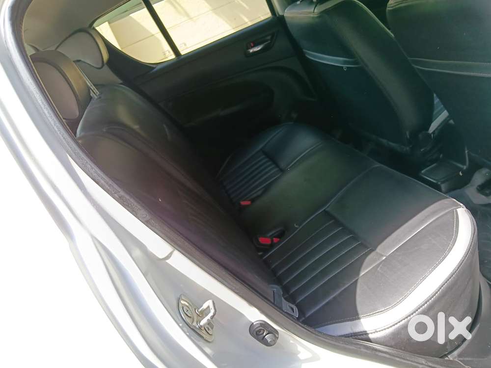 Maruti Suzuki Swift Vxi + Manual, 2016, Petrol