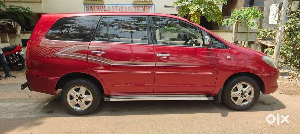 Toyota Innova 2.5 Vx 8 Seater Bs Iv, 2007, Diesel