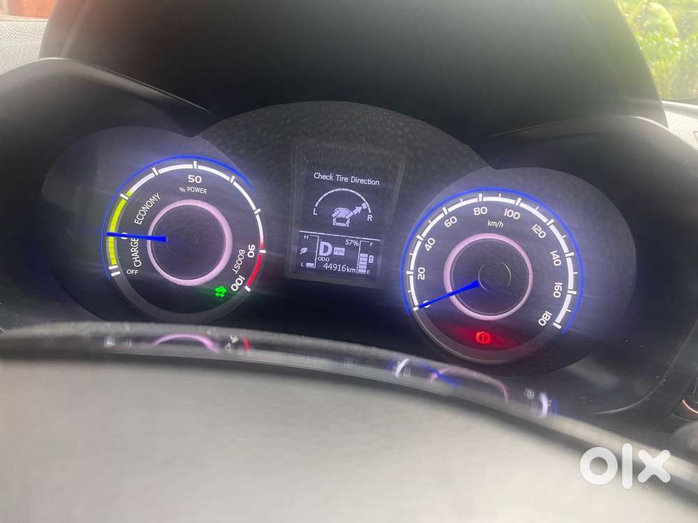 Mahindra Xuv400 Ev El Fast Charger, 2023, Electric