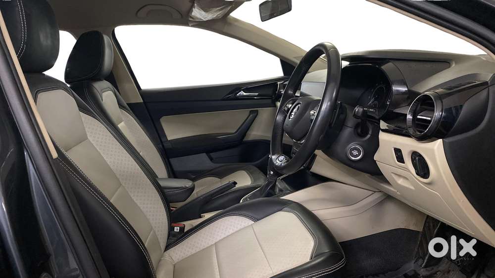 Skoda Slavia 1.0 Ambition Tsi At, 2022, Petrol