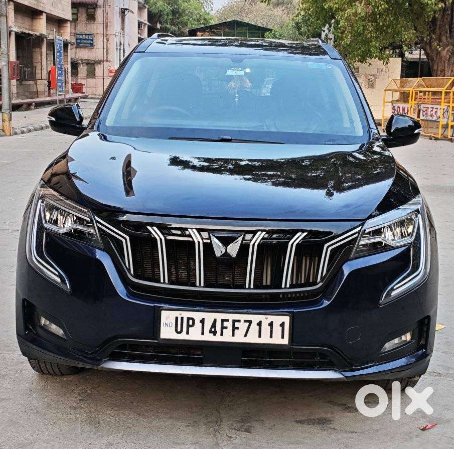 Mahindra Xuv700 2.0 Ax 5 Petrol At Str, 2022, Petrol