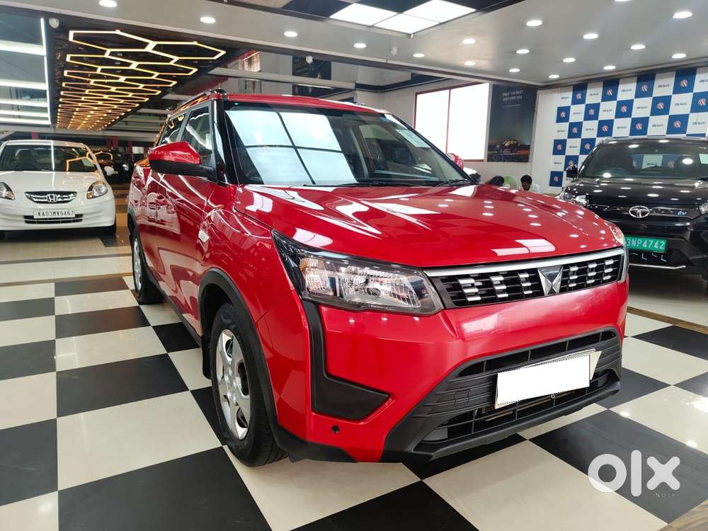 Mahindra Xuv300 W6, 2023, Petrol