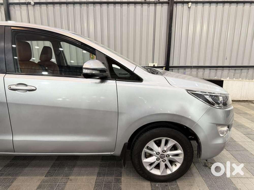 Toyota Innova Crysta